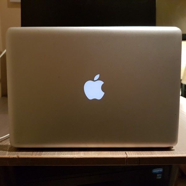 Apple MacBook Pro 13 (Late 2008)