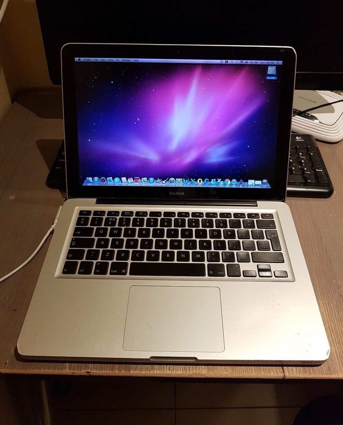 Apple MacBook Pro 13 (Late 2008)  WE REPAIR COMPUTER